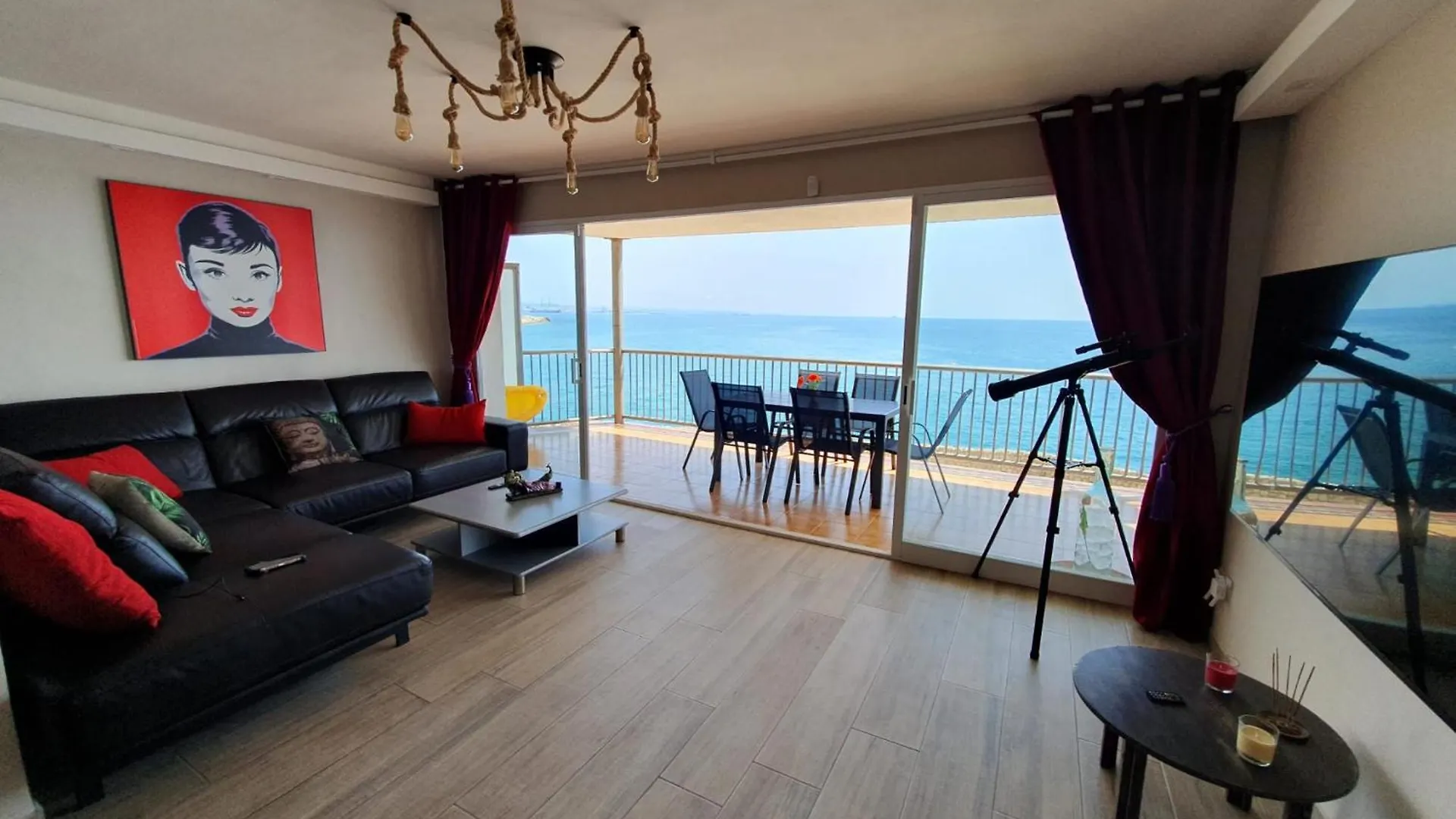 Piso Paradisiaco Frente Al Mar Costa Pinos Mar Salou